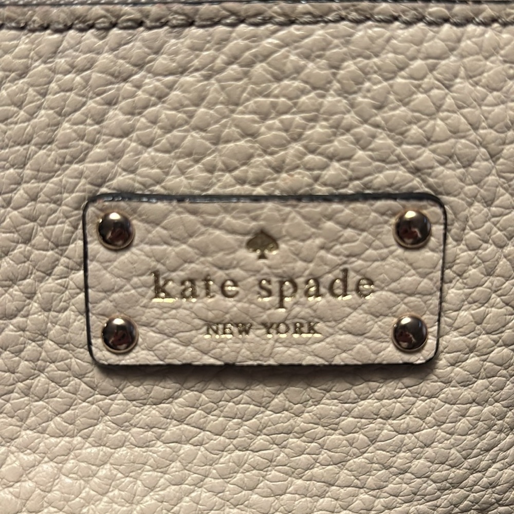 Kate Spade Handbag, authentic - Picture 6 of 7